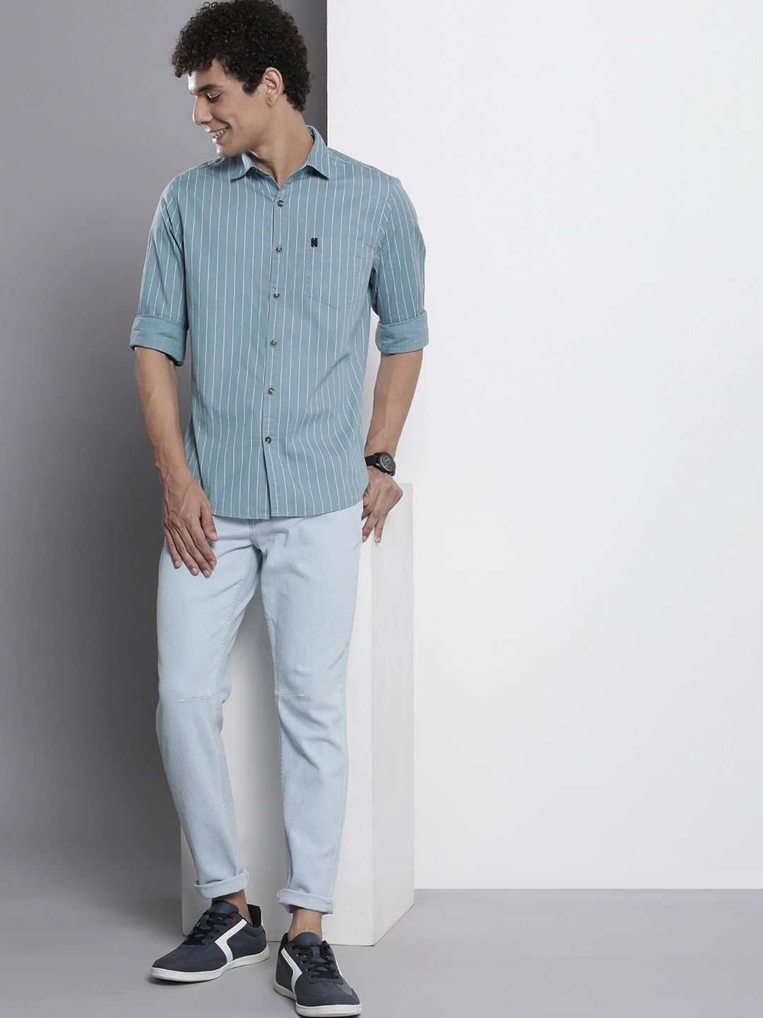 The Indian Garage Co Men Pinstripes Casual Shirt