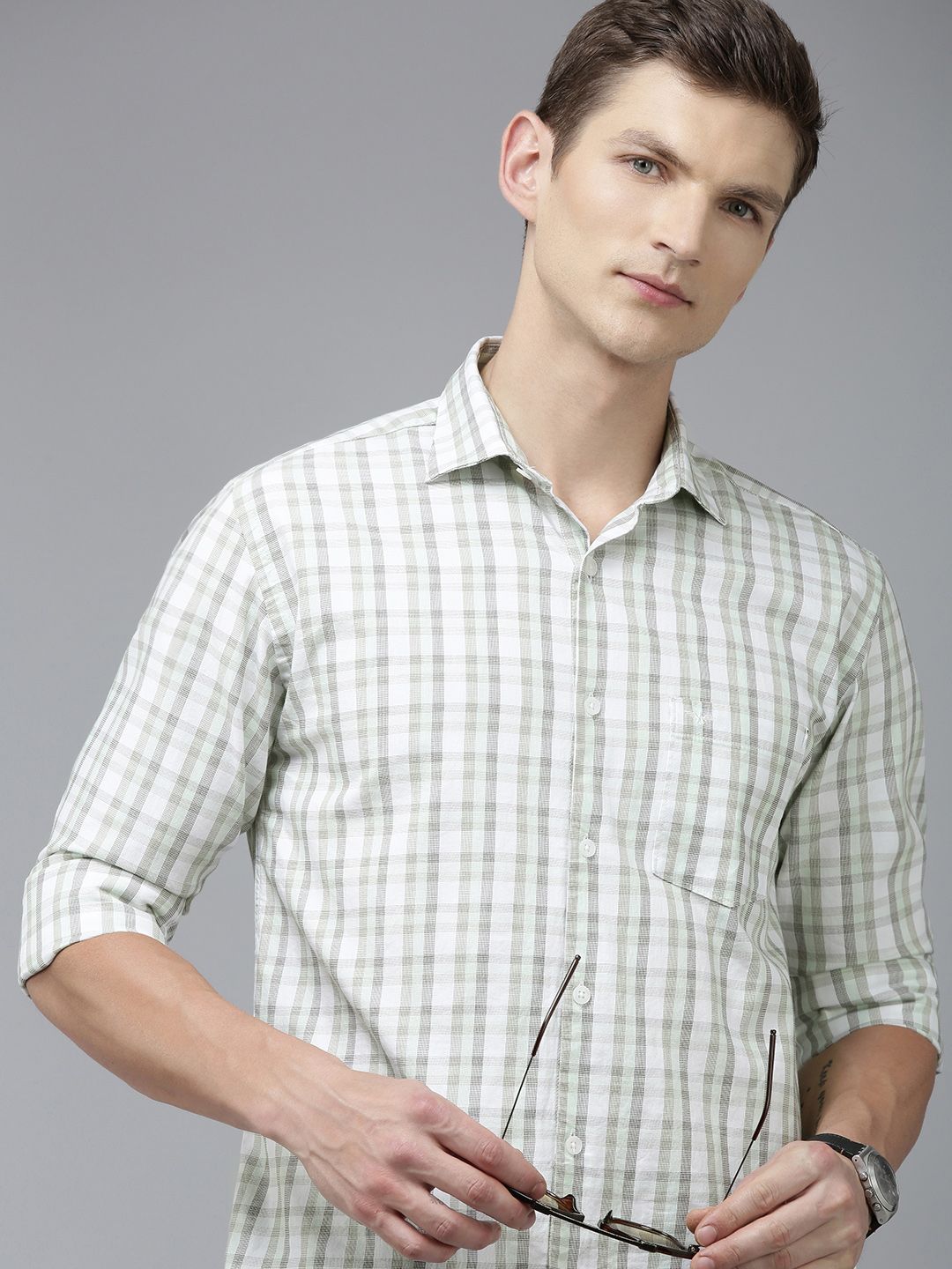 Park Avenue Men Pure Cotton Slim Fit Opaque Checked Casual Shirt