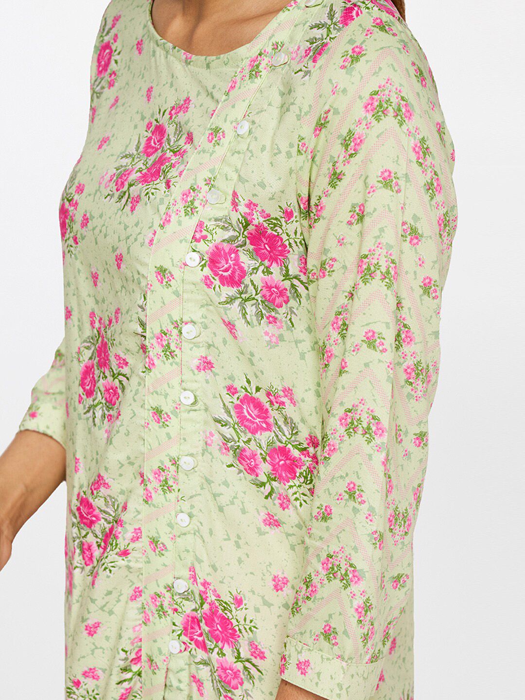 Global Desi Women Floral Printed Kurta