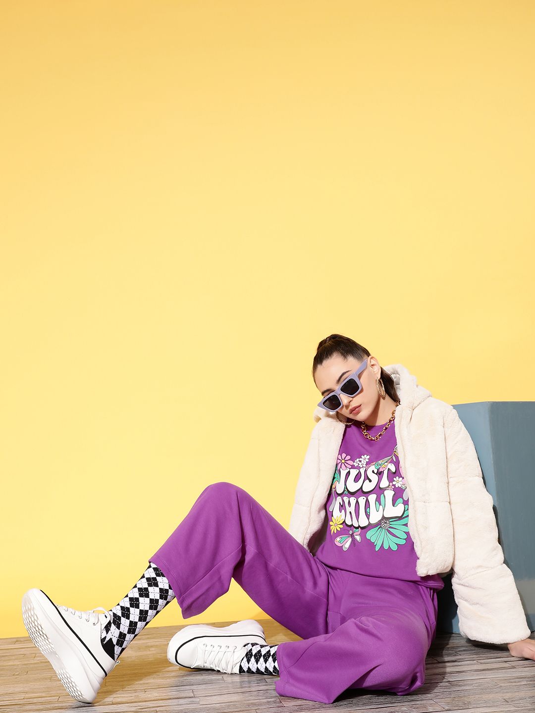 SASSAFRAS Women Purple & White Printed Sweatshirts and Trousers