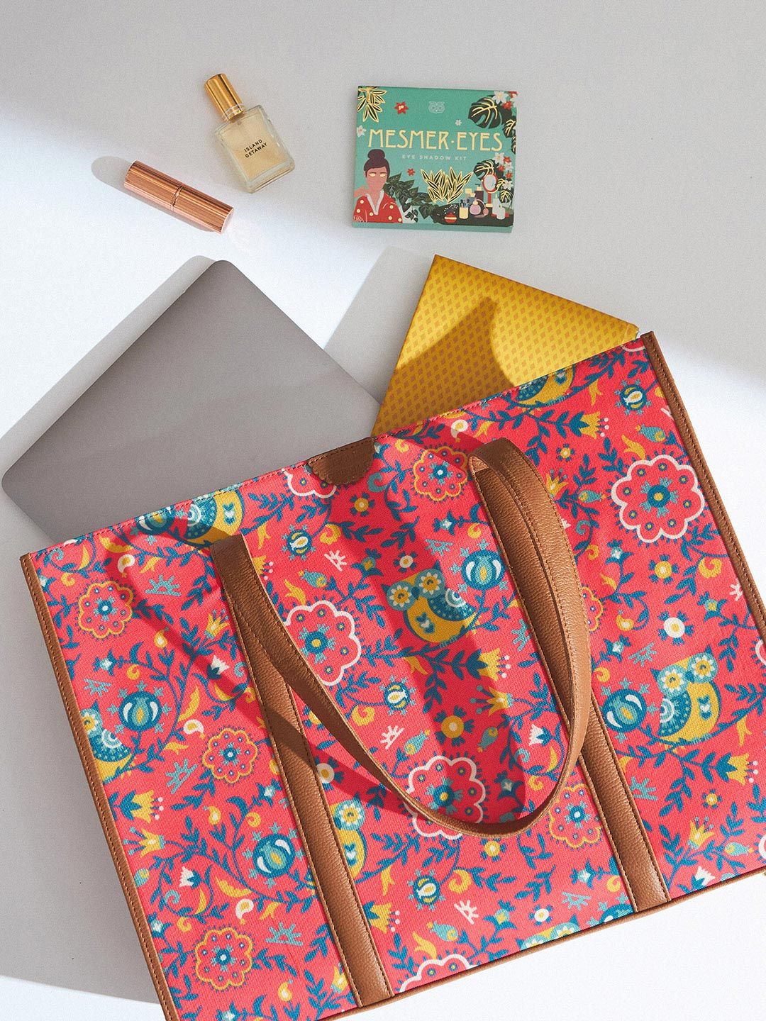 TEAL BY CHUMBAK Floral Printed Oversized Tote Bag