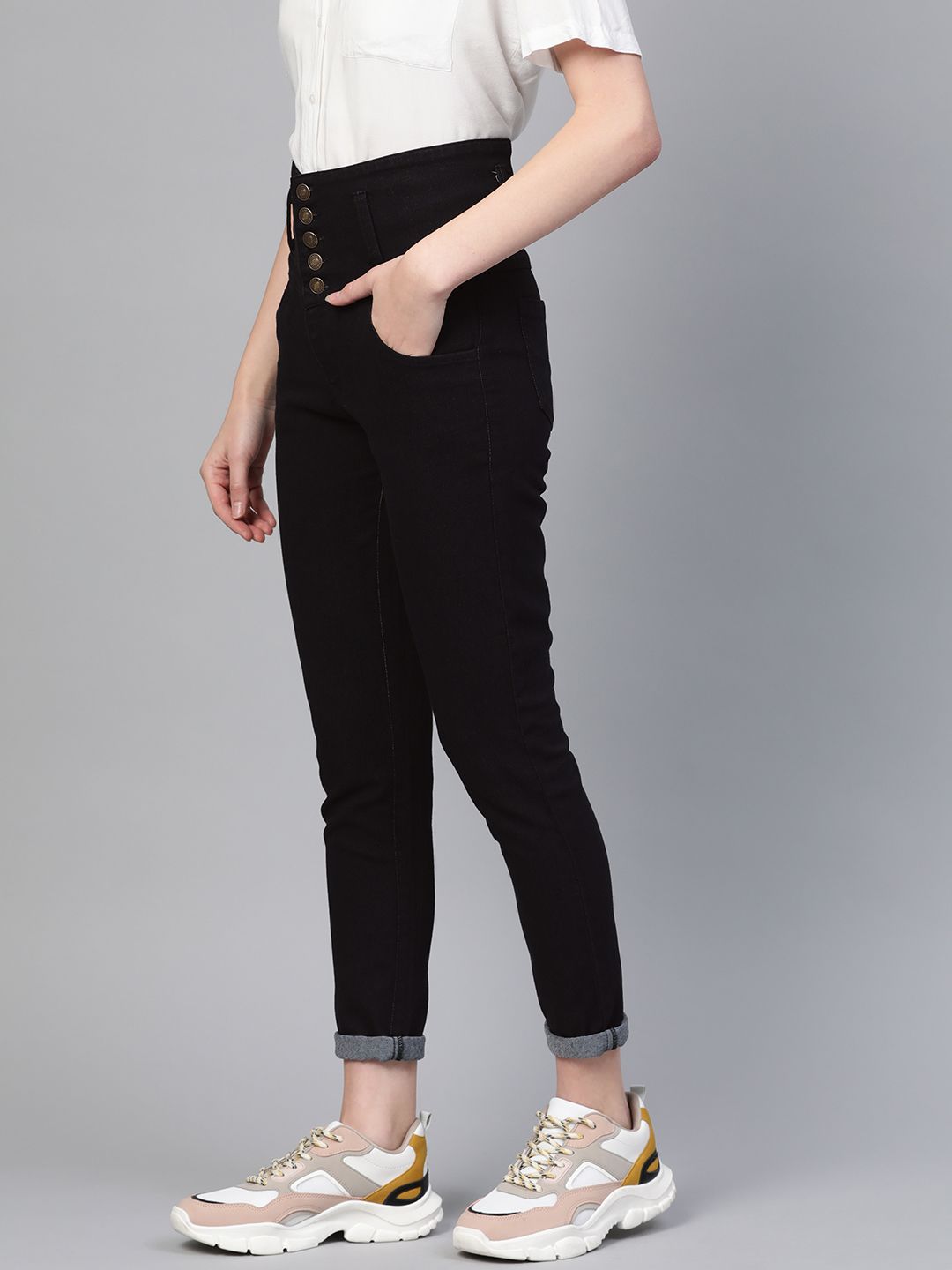 SASSAFRAS Women Black Slim Fit High-Rise Clean Look Stretchable Jeans