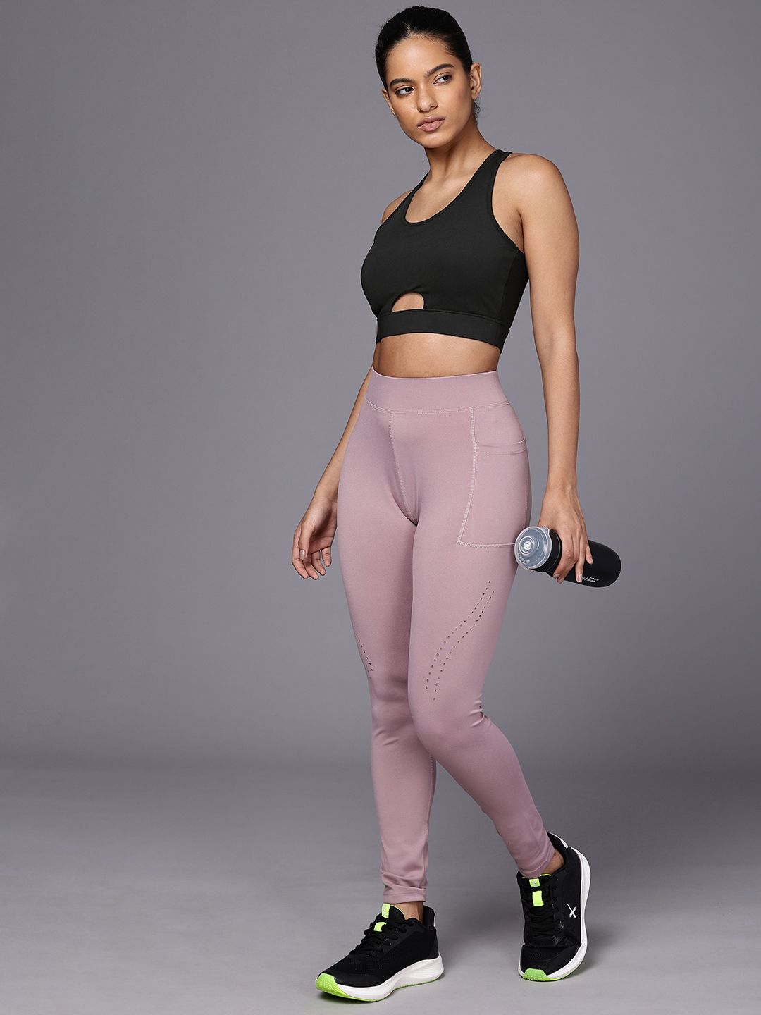 HRX by Hrithik Roshan PERFORMANCEBONDED Rapid-Dry Running Bra AW24_W_BA_KRS001_02