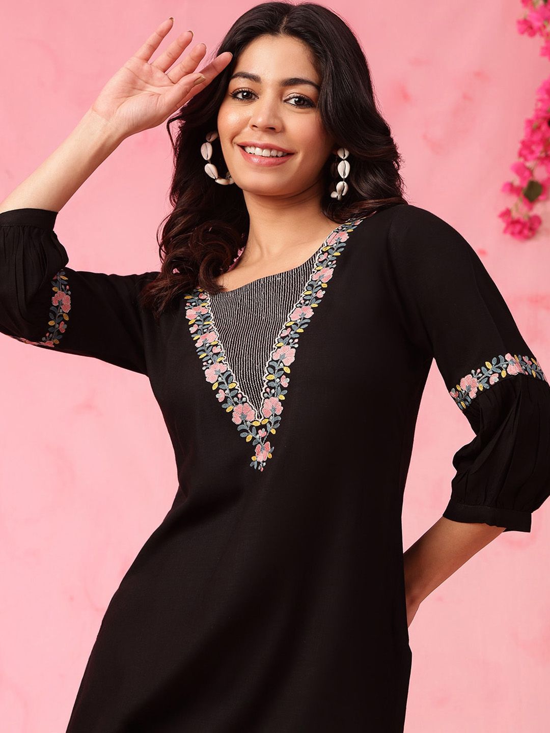 Anouk Floral Embroidered Round Neck Thread Work Straight Short Kurti