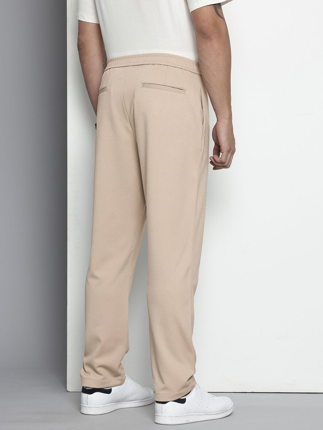 The Indian Garage Co. Men Relaxed Fit Regular Trousers