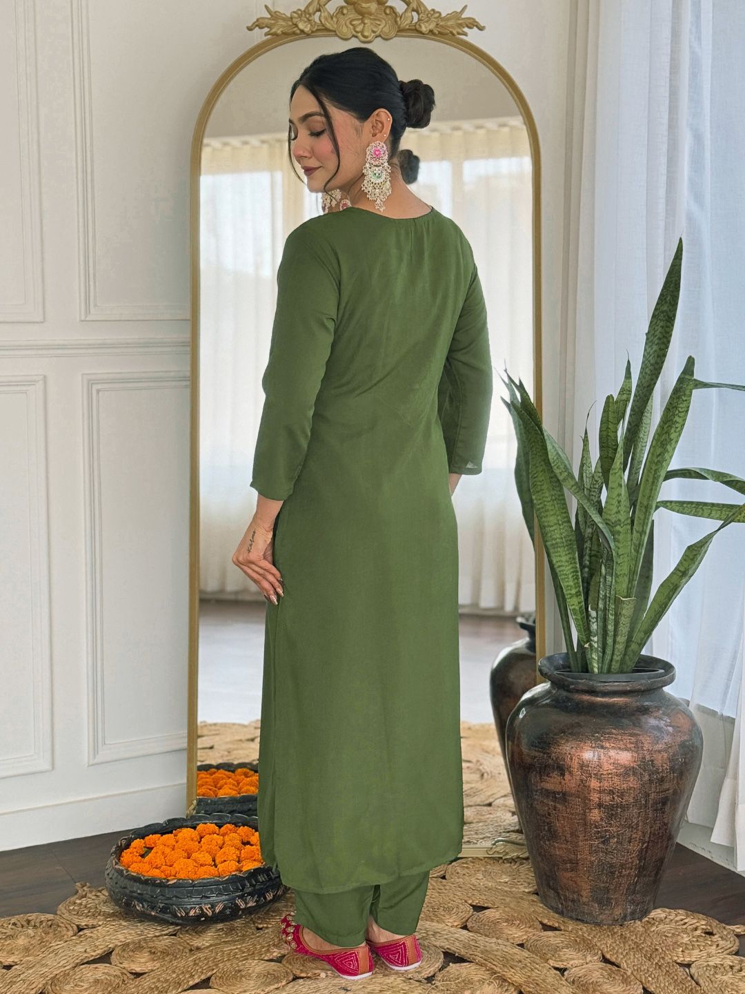 KALINI Women Floral Embroidered Regular Thread Work Kurta with Trousers & With Dupatta