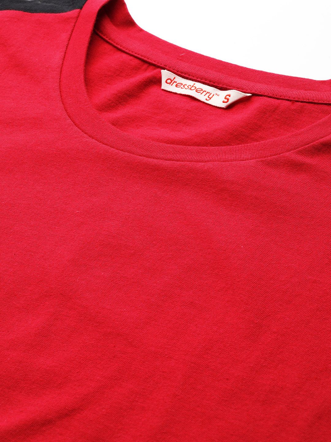 DressBerry Women Red Solid Pure Cotton Round Neck T-shirt
