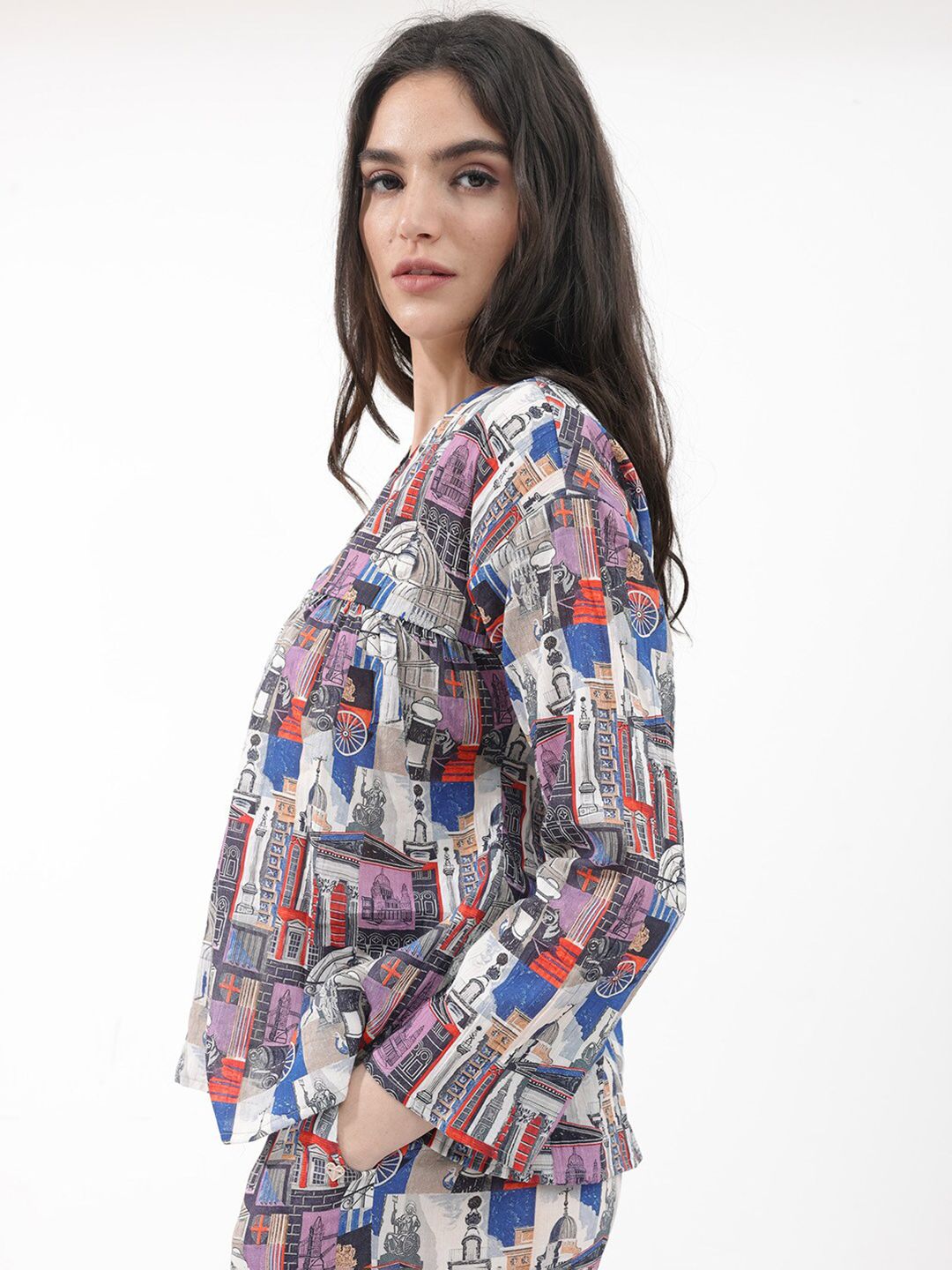 Rareism Conversational Printed V Neck Cotton Empire Top