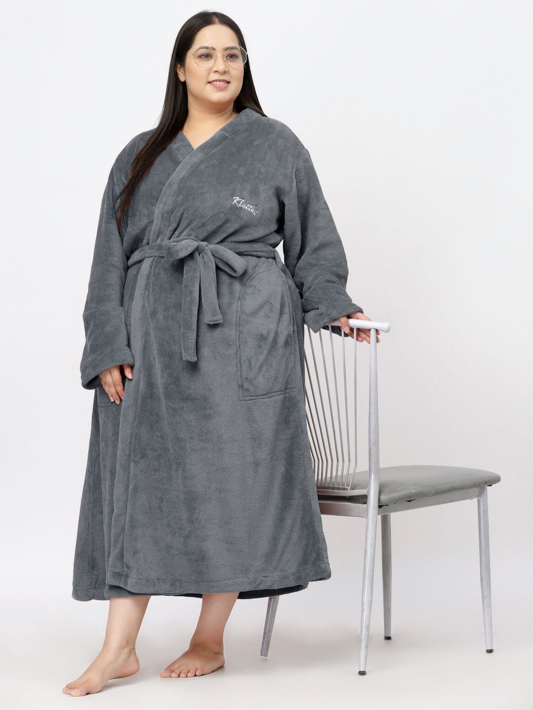KLOTTHE Plus Size Grey Solid Long Sleeve Woolen Bath Robe With Belt