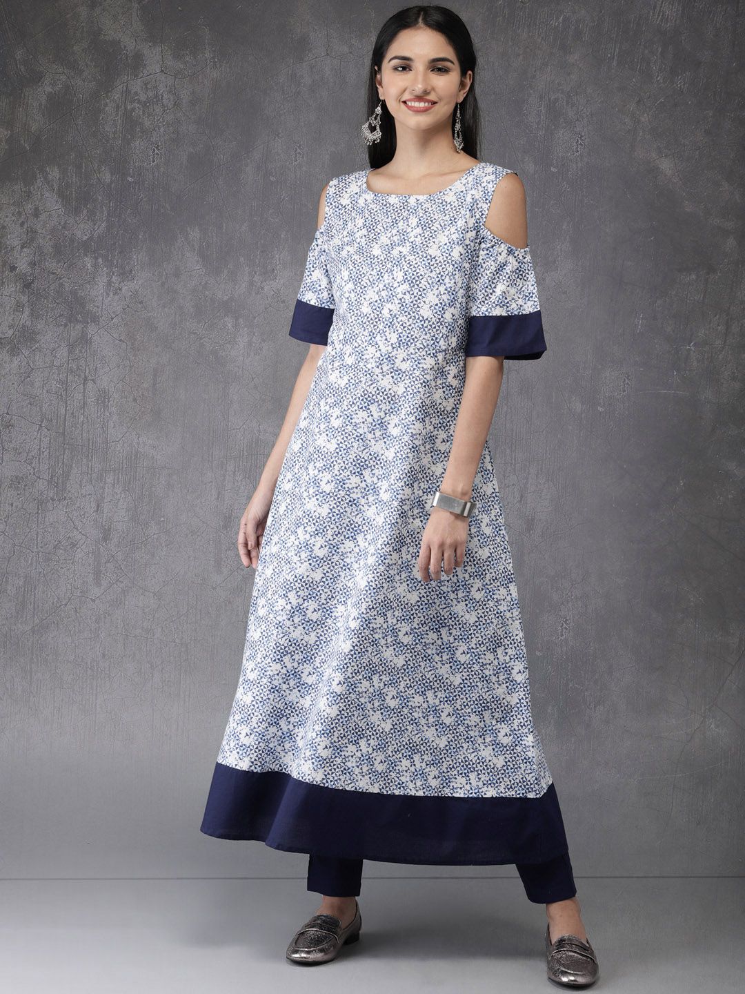 Anouk Women White & Blue Printed Kurta with Trousers
