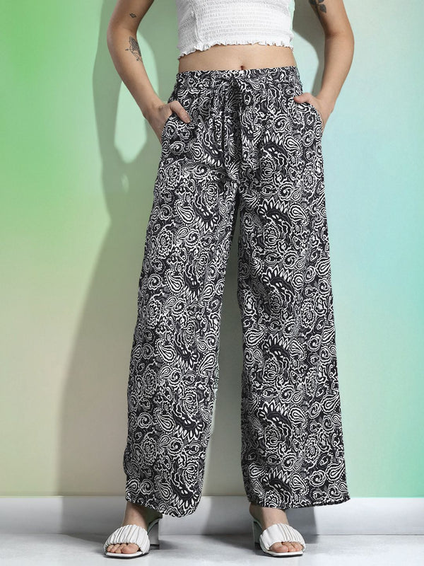 DressBerry Women Ethnic Motifs Printed Regular Trousers