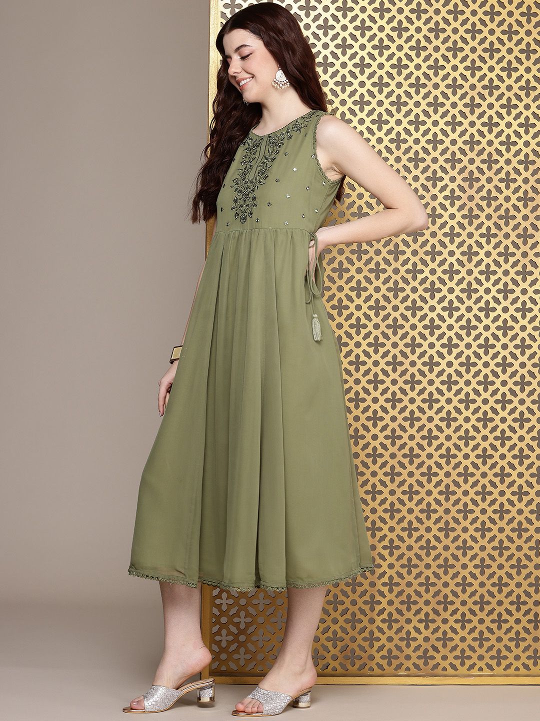 House of Pataudi Floral Embroidered A-Line Midi Jashn Dress
