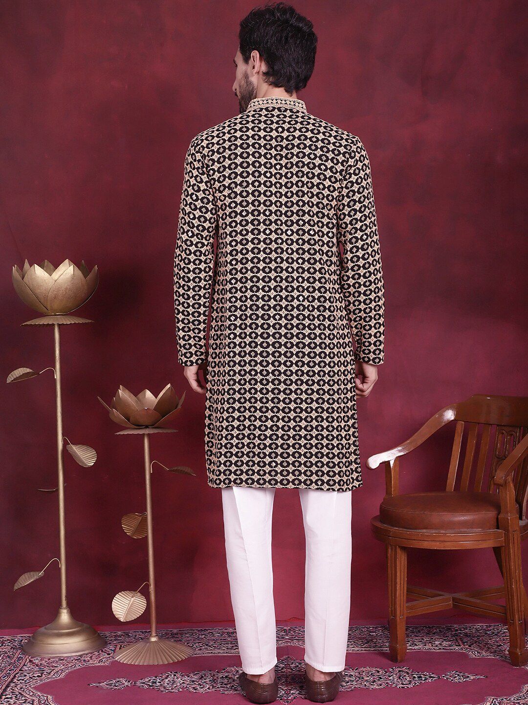 Jompers Ethnic Motifs Embroidered Mandarin Collar Kurta with Pyjamas