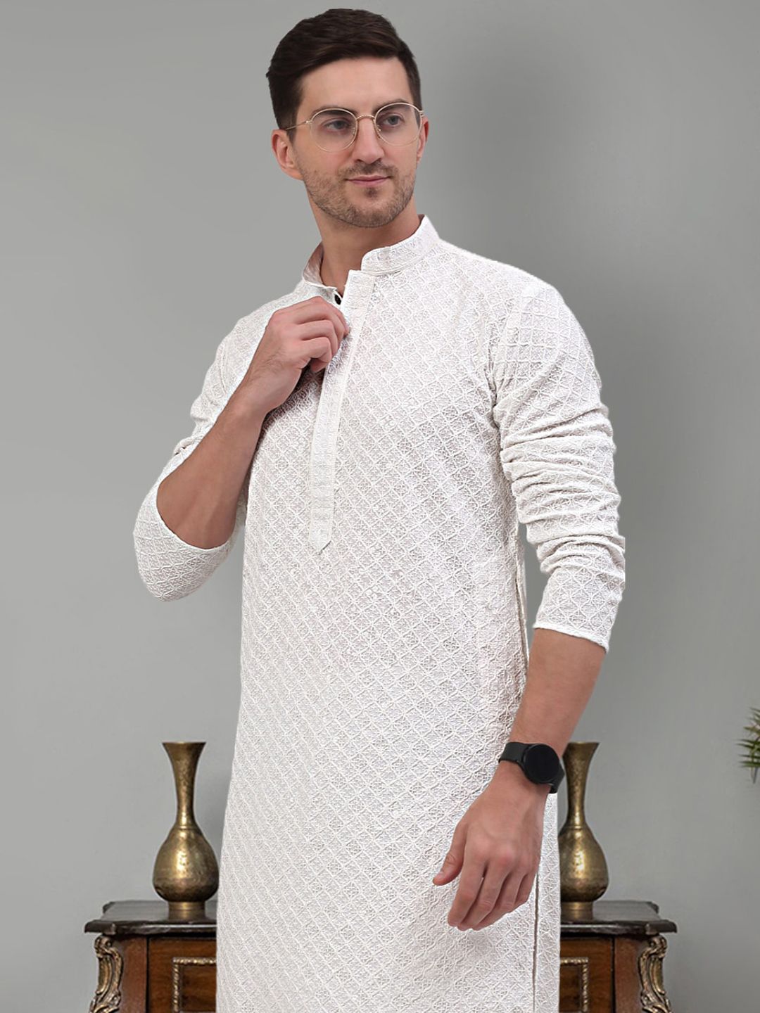 Jompers Geometric Embroidered Regular Sequinned Kurta with Trousers