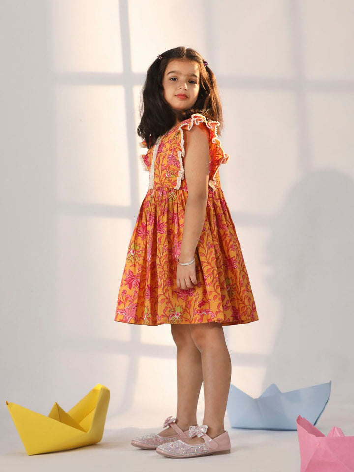 VASTRAMAY Girls Floral Printed Batwing Sleeves Lace Inserts Fit & Flare Dress