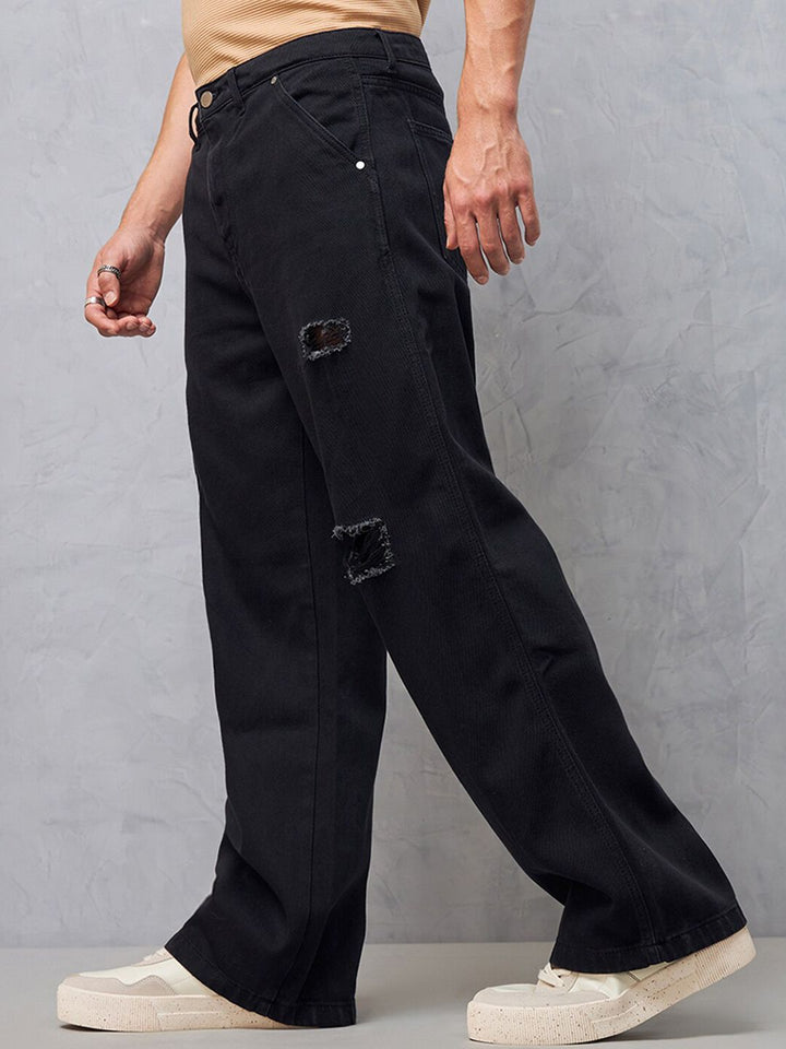 Bewakoof Men Black Straight Fit High-Rise Mildly Distressed Cargo Styles Jeans