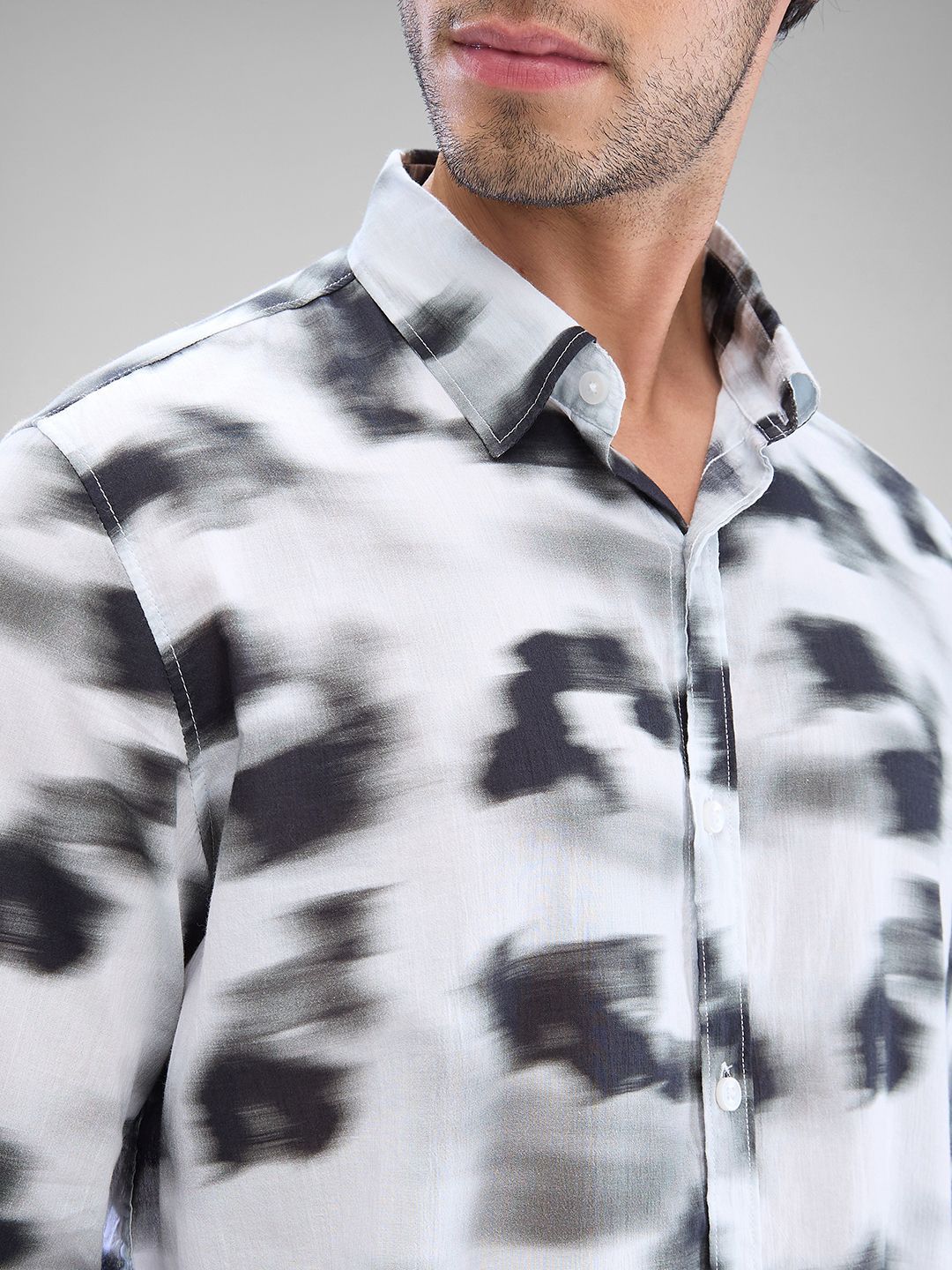 SPYKAR Men Slim Fit Abstract Printed Opaque Spread Collar Casual Shirt