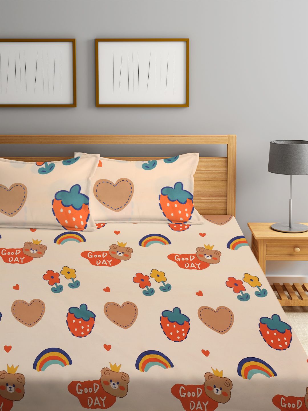 KLOTTHE Graphic 300 TC Fitted Double King Bedsheet with 2 Pillow Covers