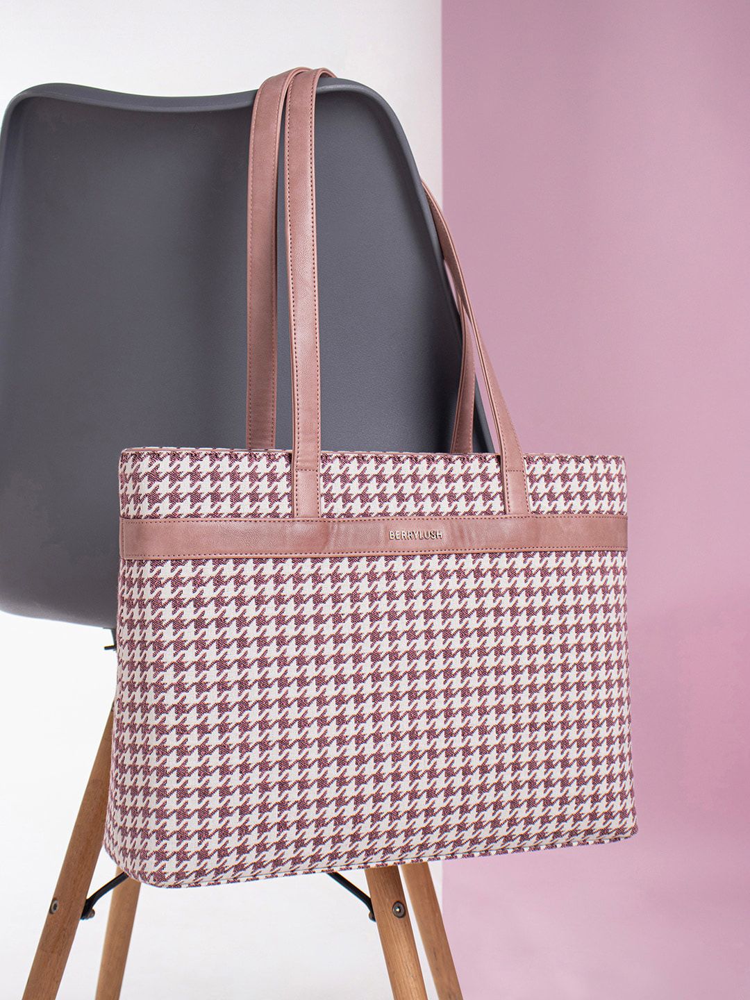 Berrylush Checked Structured Handheld Bag