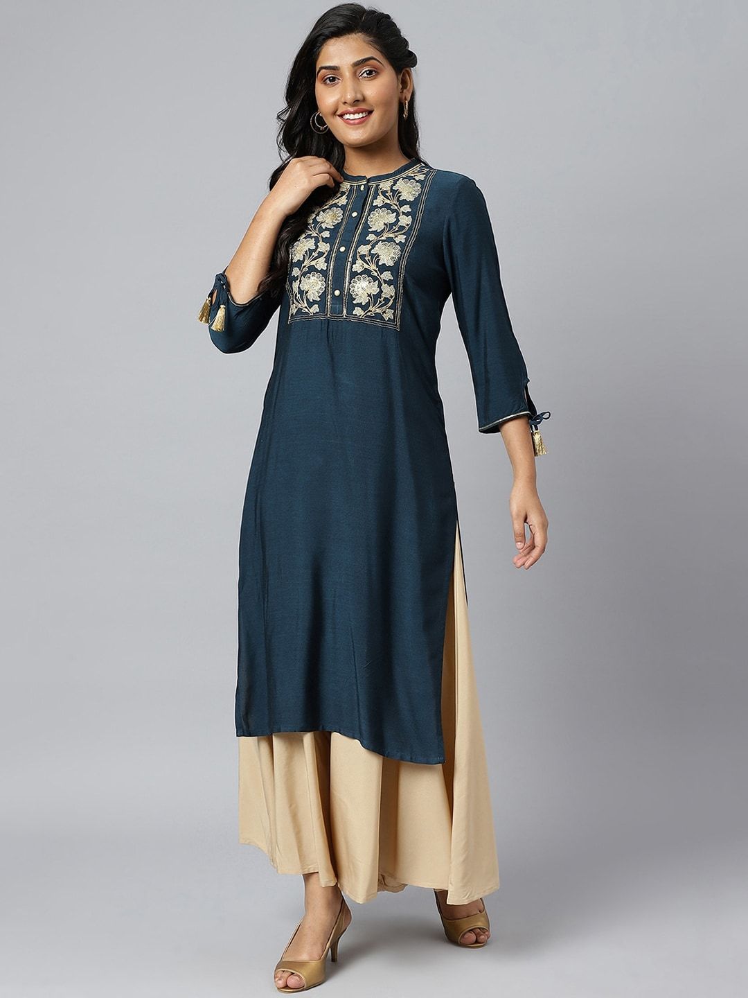 AURELIA Women Teal & Gold-Toned Yoke Design Thread Work Kurta