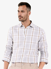 RARE RABBIT Men Comfort Spread Collar Checked Cotton Casual Shirt