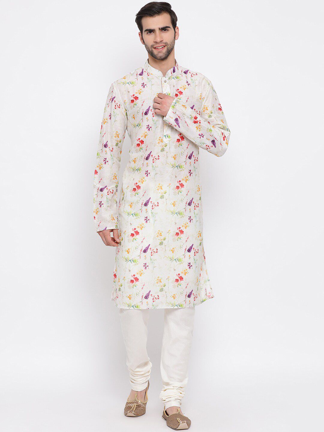 VASTRAMAY Men Cream-Coloured Floral Printed Kurta with Pyjamas