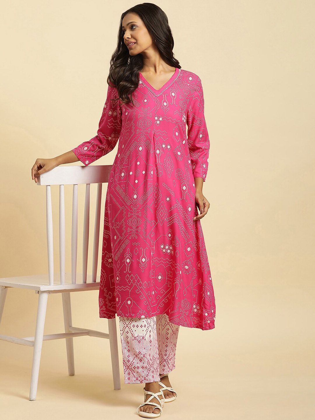 W Women Ethnic Motifs Printed Straight Fit Trousers