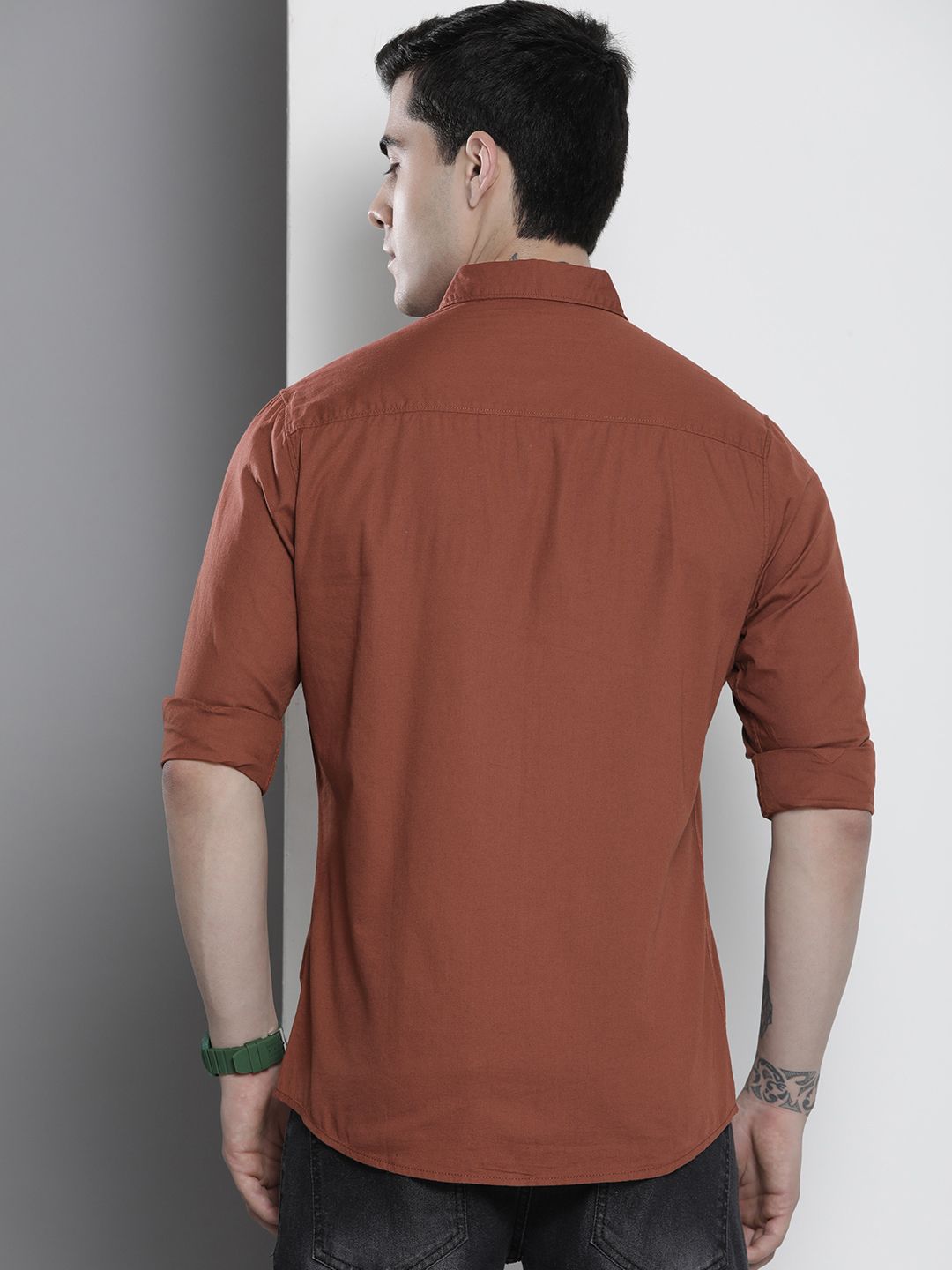 The Indian Garage Co Men Brown Solid Comfort Casual Shirt