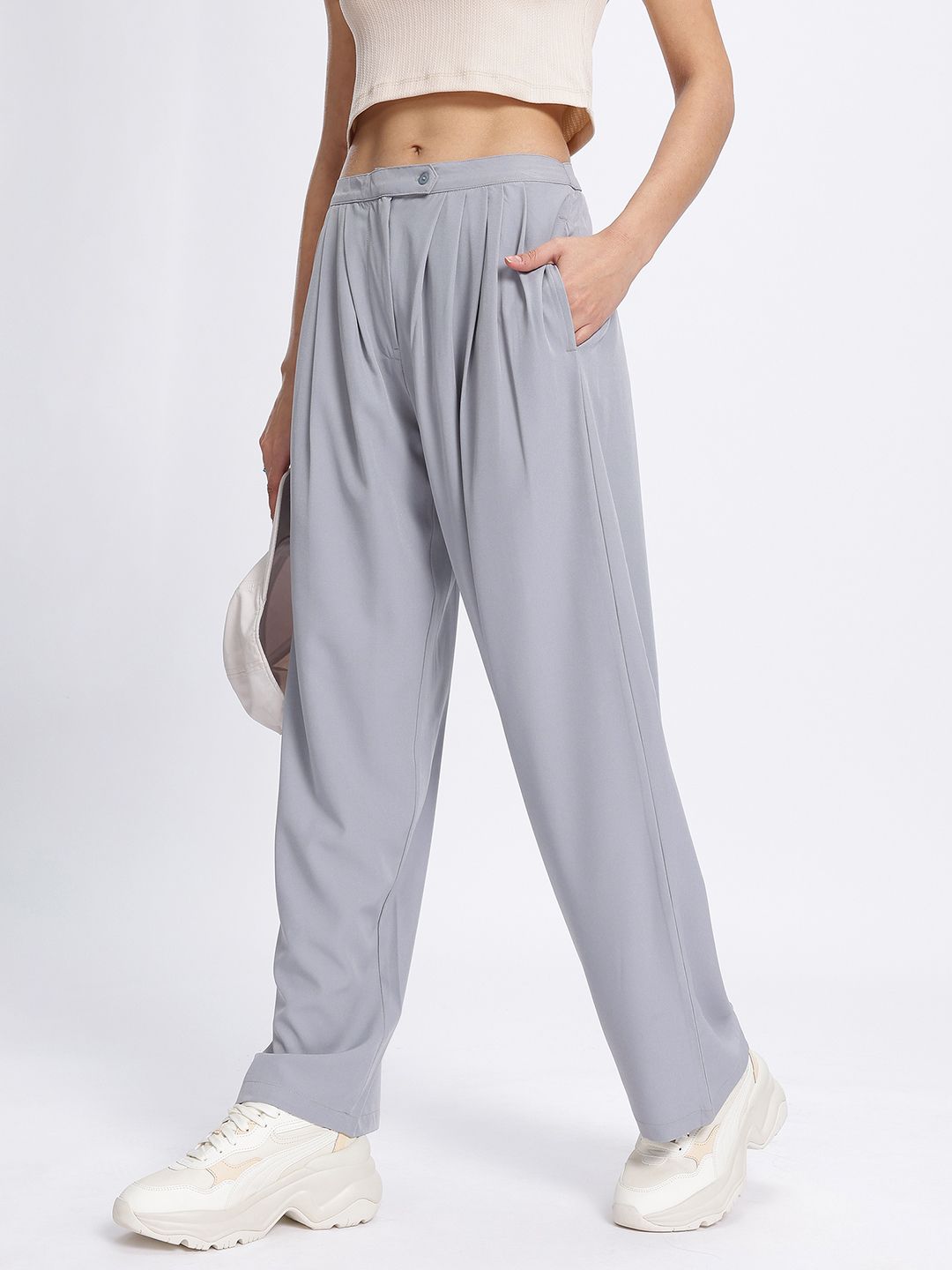DressBerry Women Pleated Roots Regular Trouser