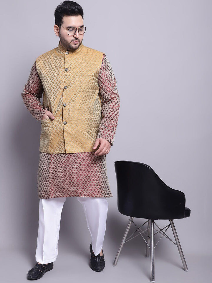 SOJANYA PLUS Rekaan Tenun Etnik Kurta & Piyama Lurus Biasa Dengan Jaket Nehru
