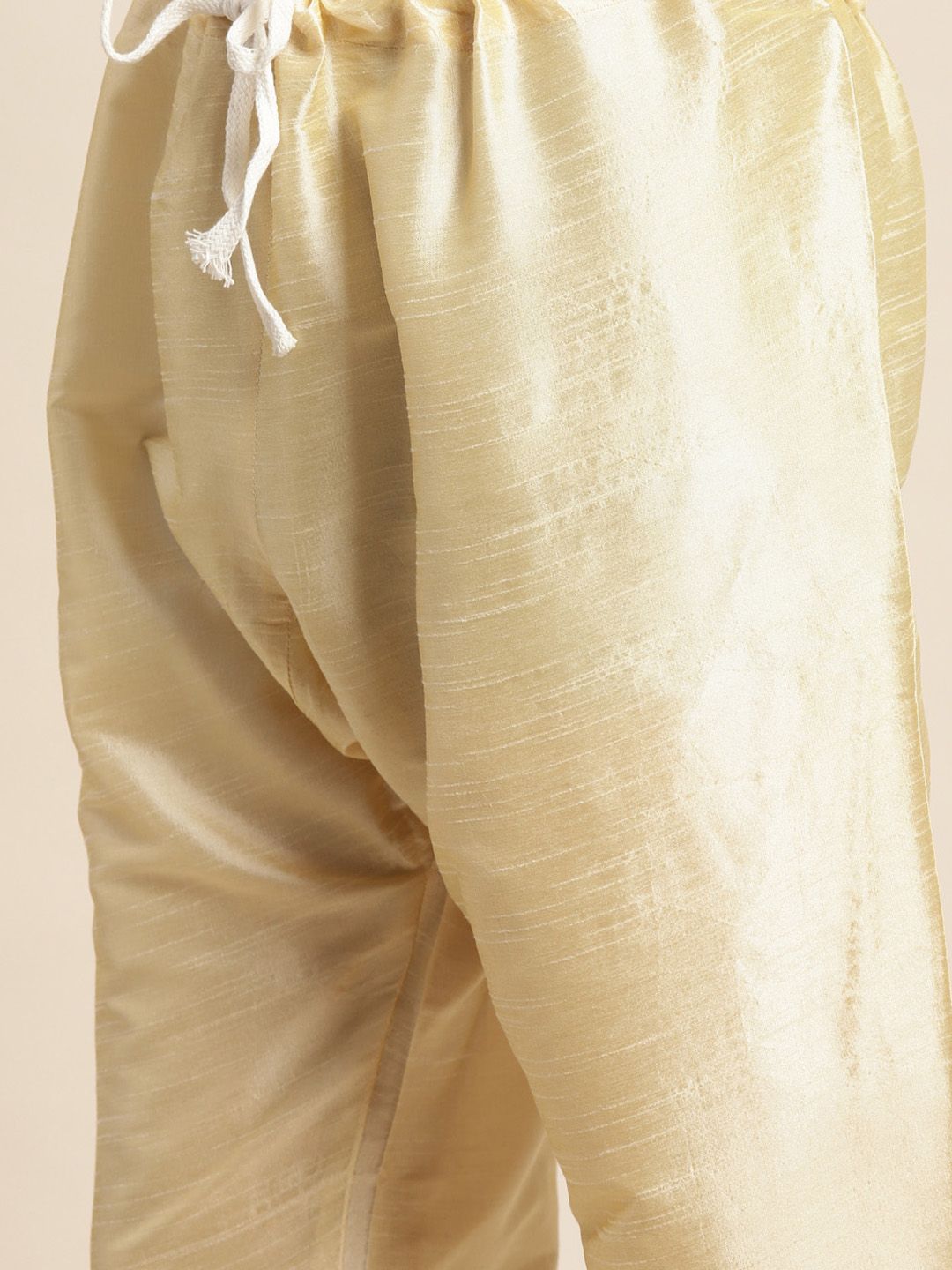 SOJANYA Men Solid Kurta with Churidar & Embroidered Ethnic Motifs Nehru Jacket