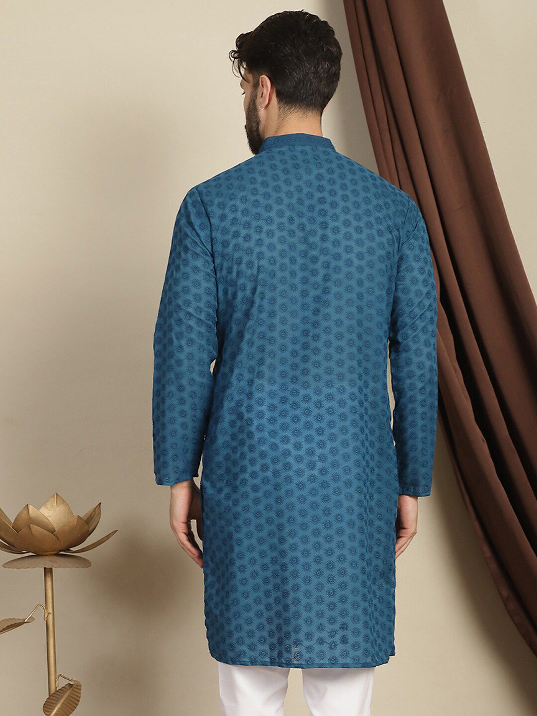 Kurta Lurus Kapas Bersulam Geometri Anouk Kolar Mandarin
