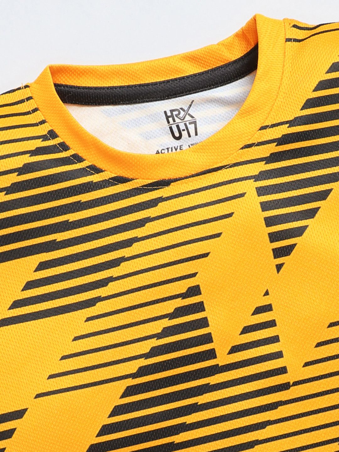 HRX by Hrithik Roshan Boys Geometric Printed T-shirt