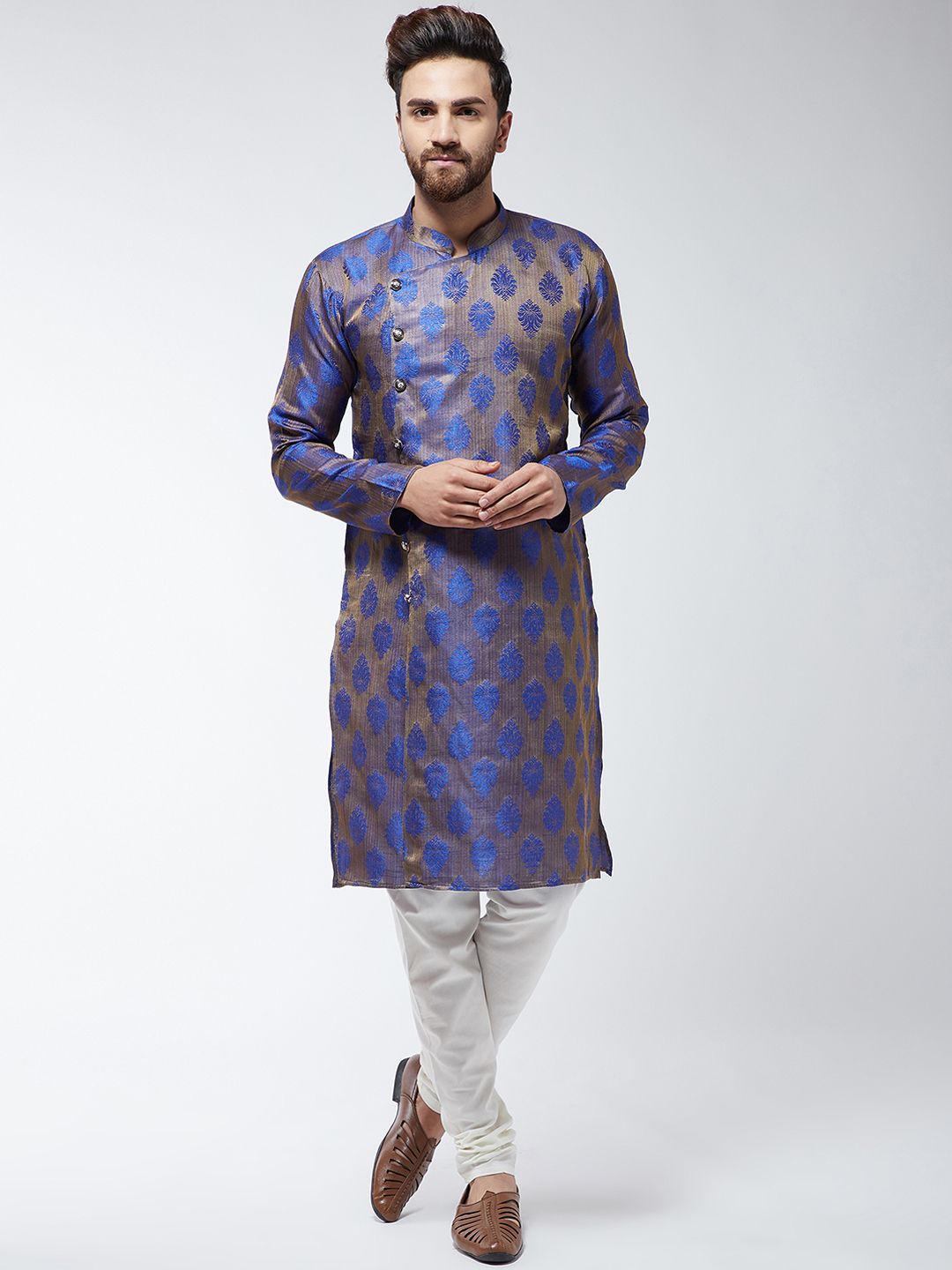 SOJANYA Men Blue Embroidered Straight Kurta