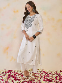 Indo Era Women Floral Embroidered Thread Work Floral Kurta