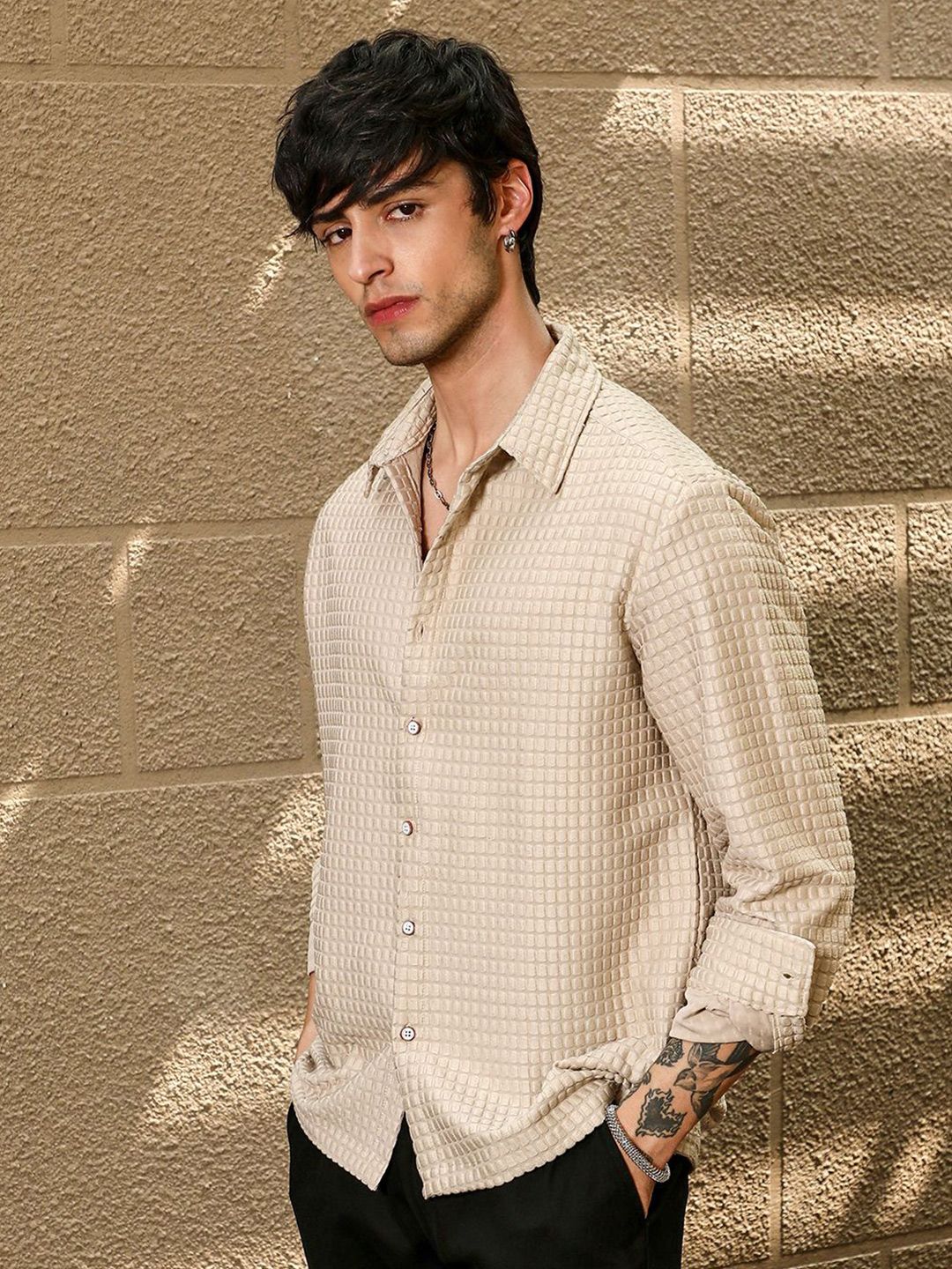 Campus Sutra Men Comfort Opaque Casual Shirt