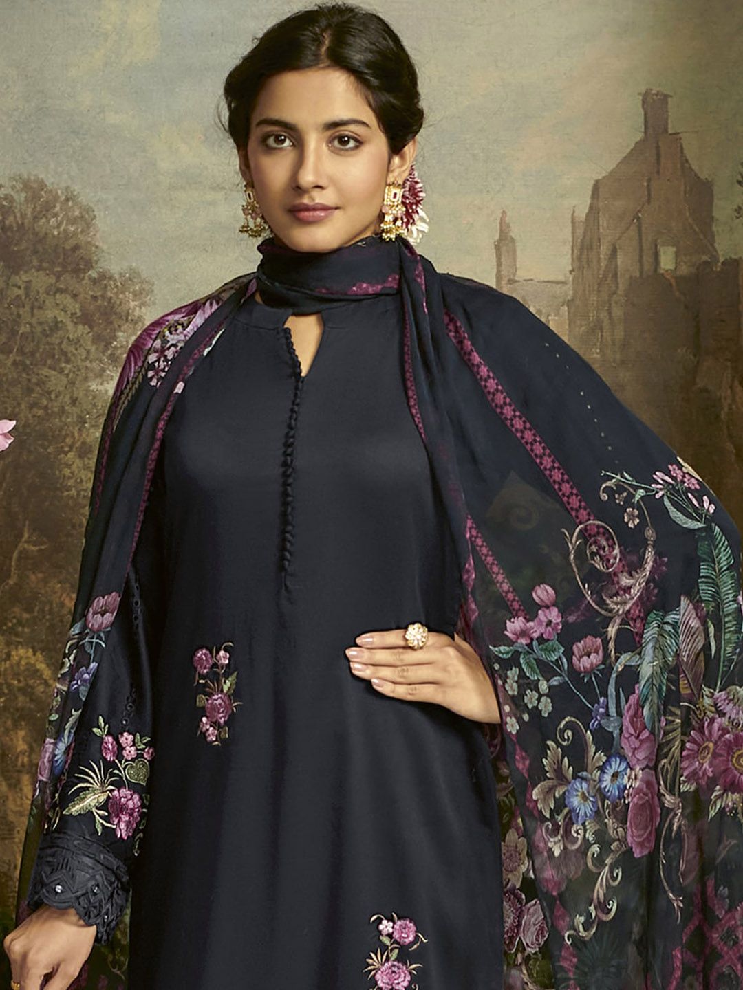 Indo Era Floral Embroidered Regular Thread Work Kurta with Trousers &  Dupatta