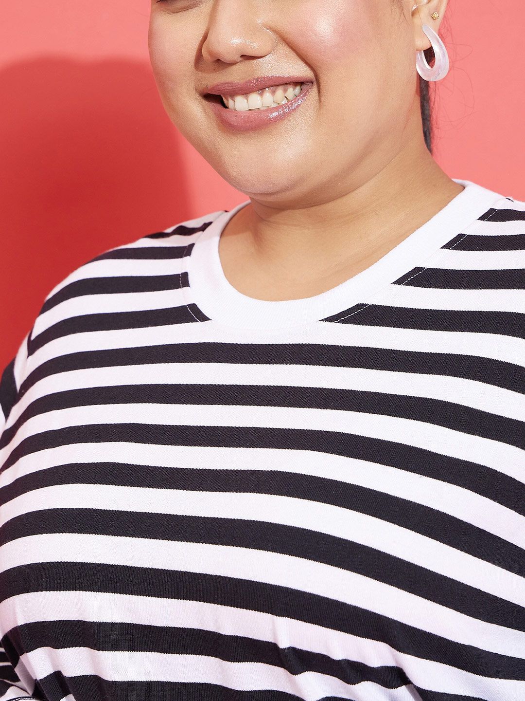 SASSAFRAS Curve Plus Size Striped Sweatshirt