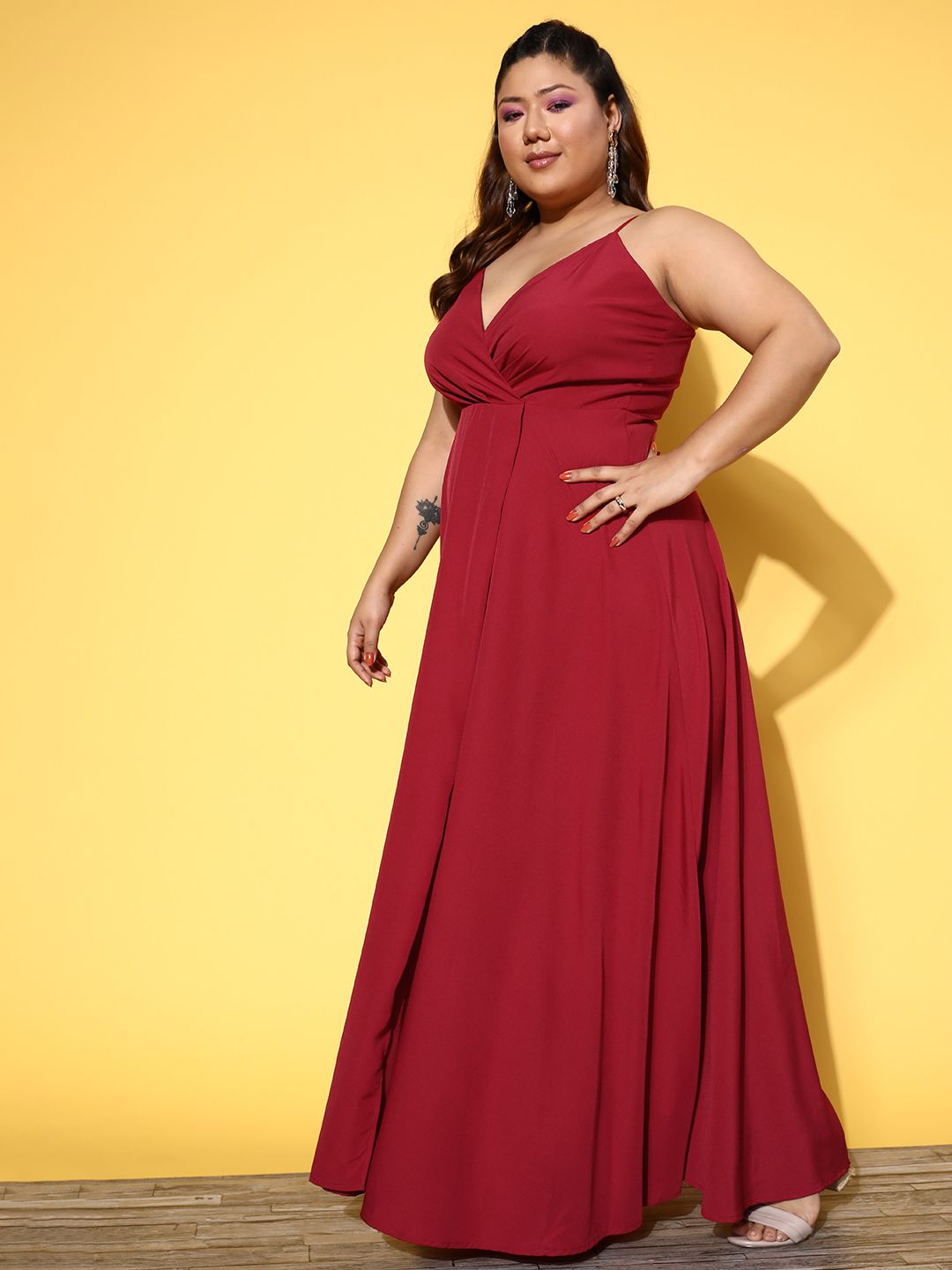 Berrylush Curve Plus Size Red Crepe Solid Fit & Flare Maxi Dress