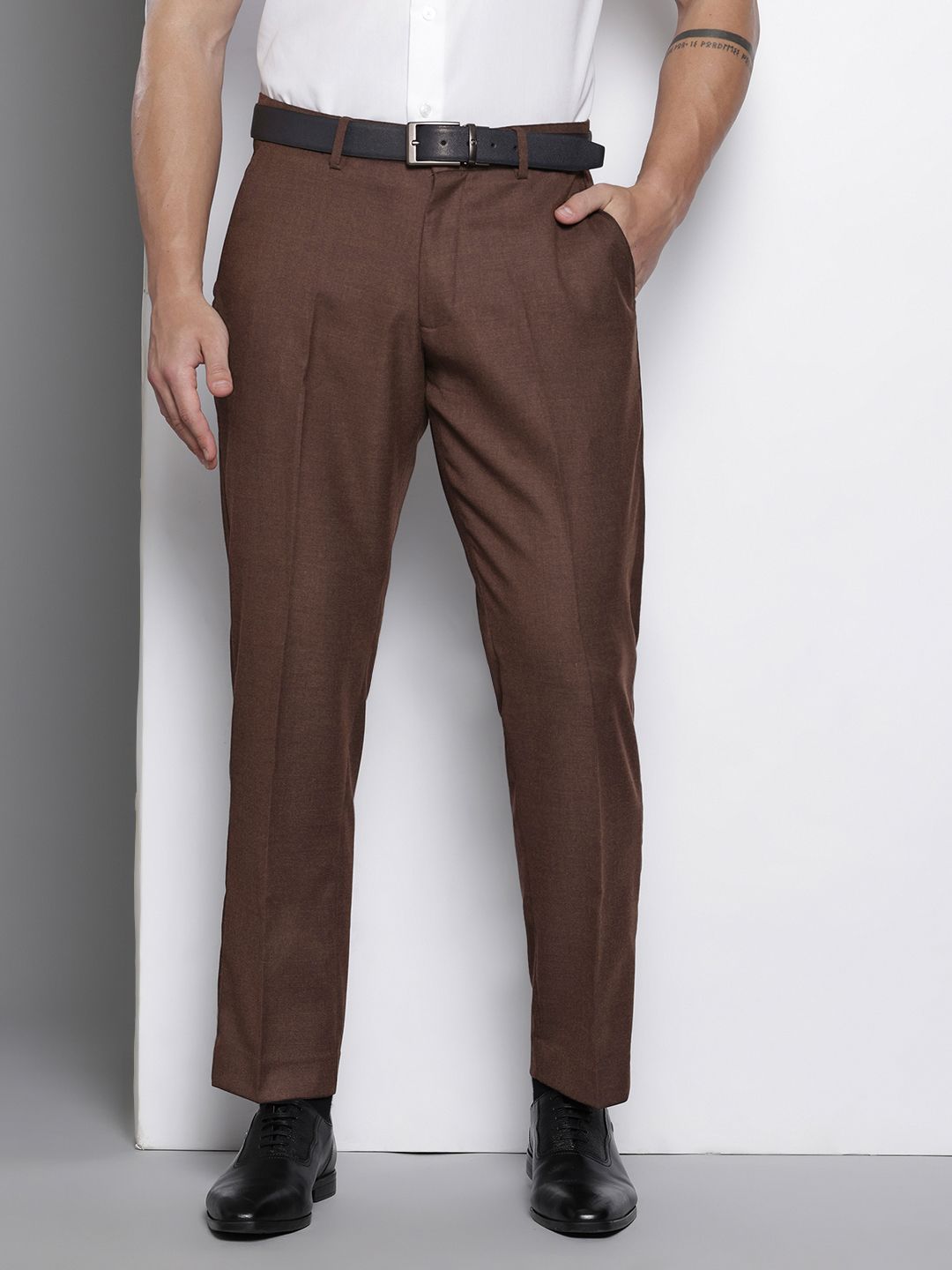 The Indian Garage Co. X Luxe Men Regular Fit Formal Trousers