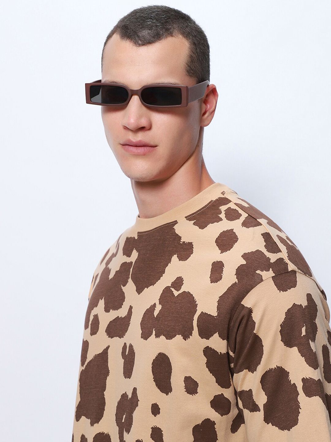 Bewakoof Brown Abstract Printed Round Neck Pure Cotton Oversized T-shirt