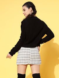 SASSAFRAS Women Black Solid Pullover Knitted Sweater