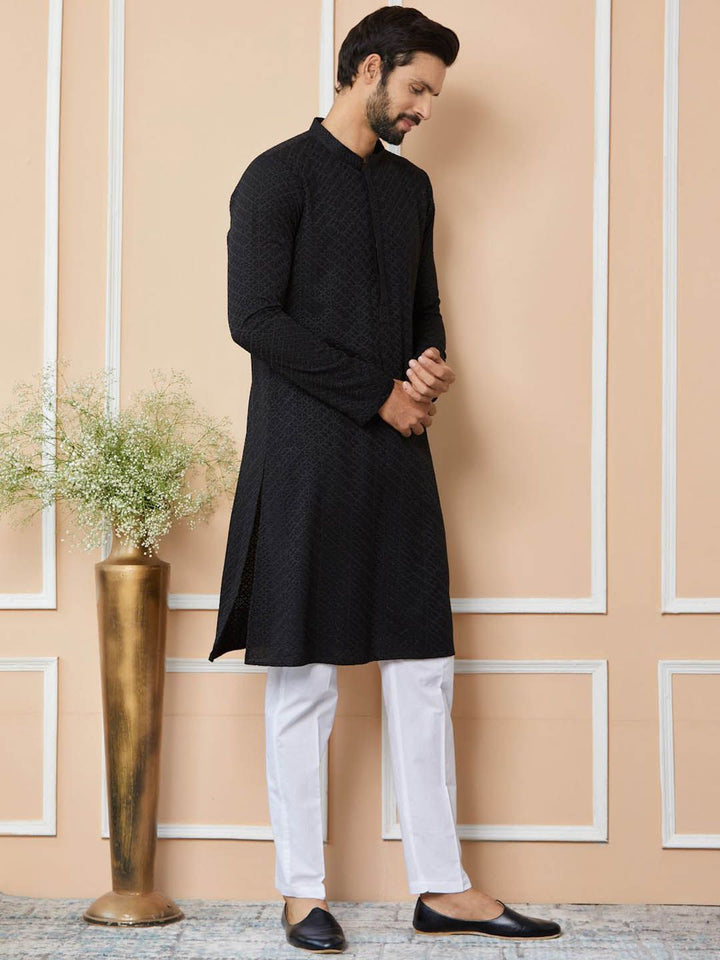 See Designs Ethnic Motifs Embroidered Regular Thread Work Kurta with Pyjamas