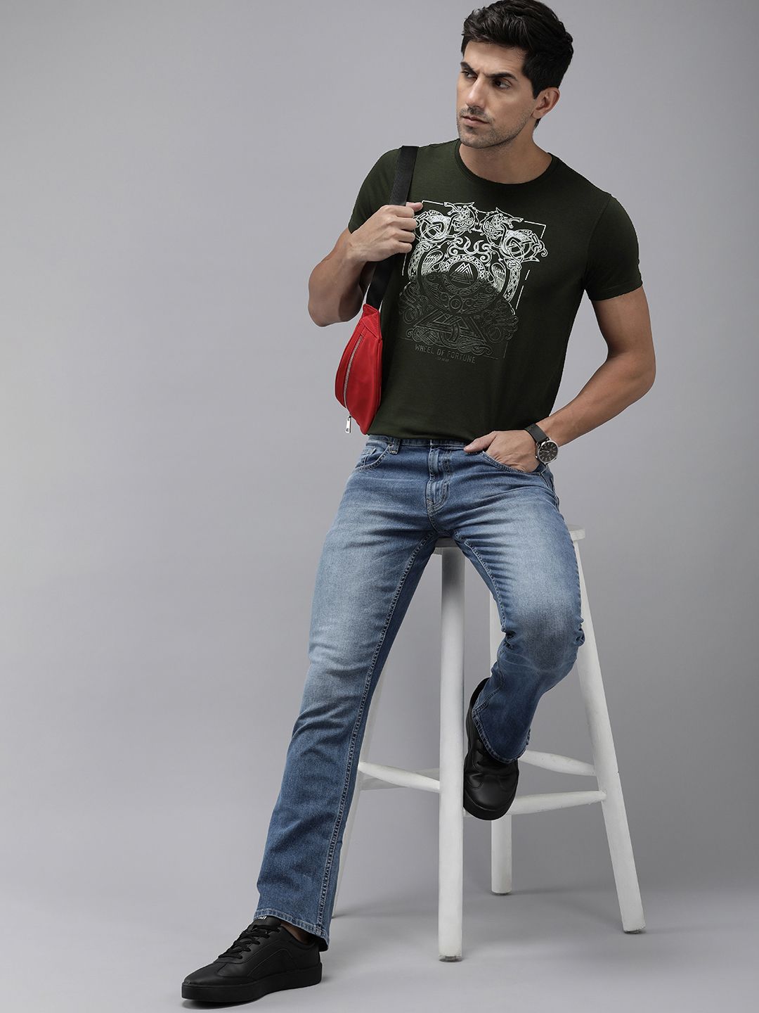 SPYKAR Graphic Printed Slim Fit T-shirt