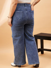 SASSAFRAS Curve Women Plus Size Comfort High-Rise Light Fade Stretchable Jeans