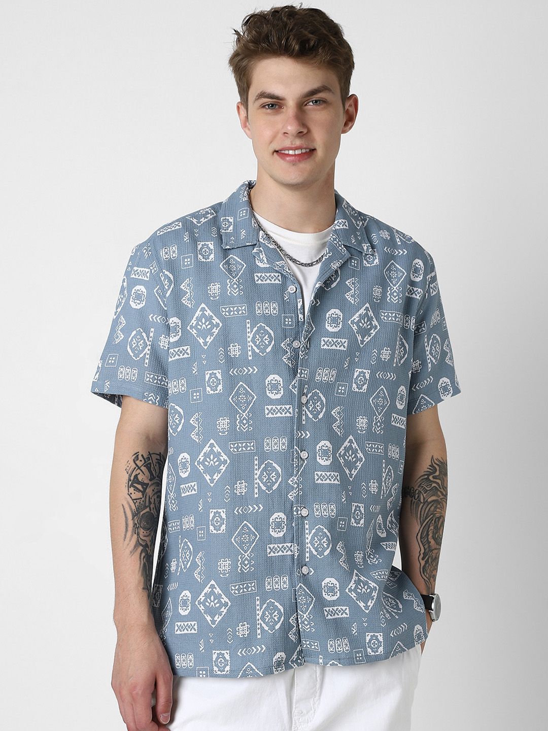 VASTRADO Men Classic Opaque Printed Casual Shirt