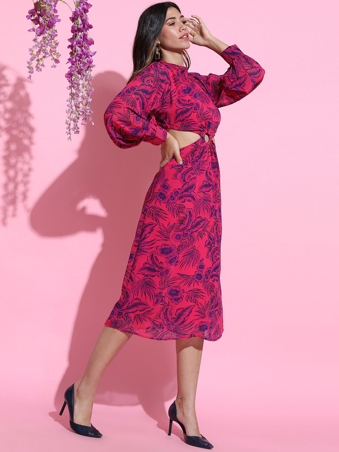 Pakaian Potongan Bunga Cantik Merah Jambu Tokyo Talkies