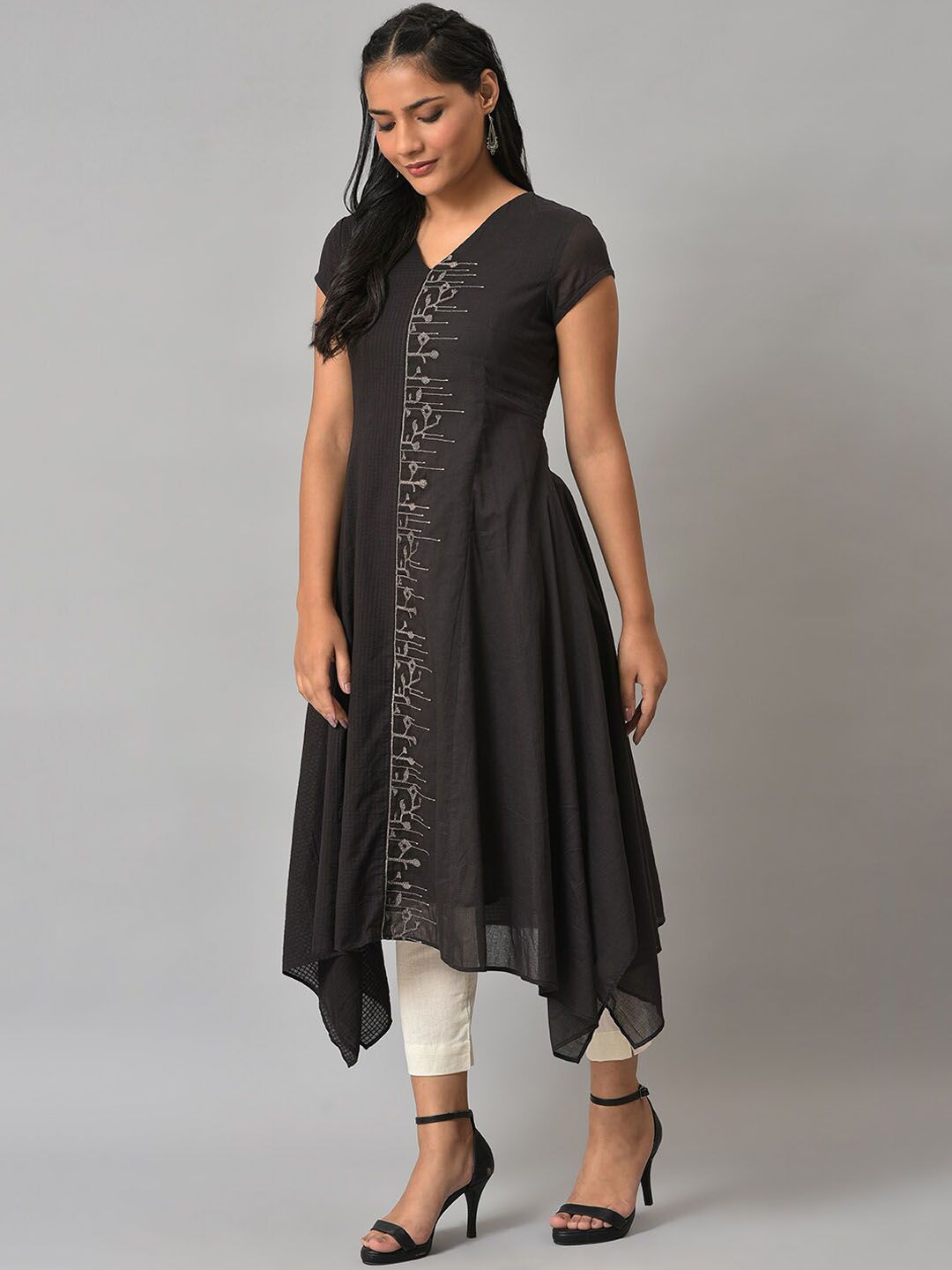 W Women Brown Ethnic Motifs Embroidered Thread Work Kurta
