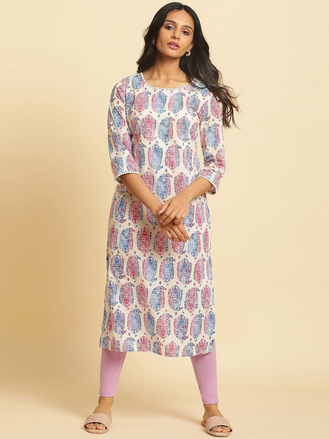 W Round Neck Ethnic Motifs Printed Cotton Straight Kurta