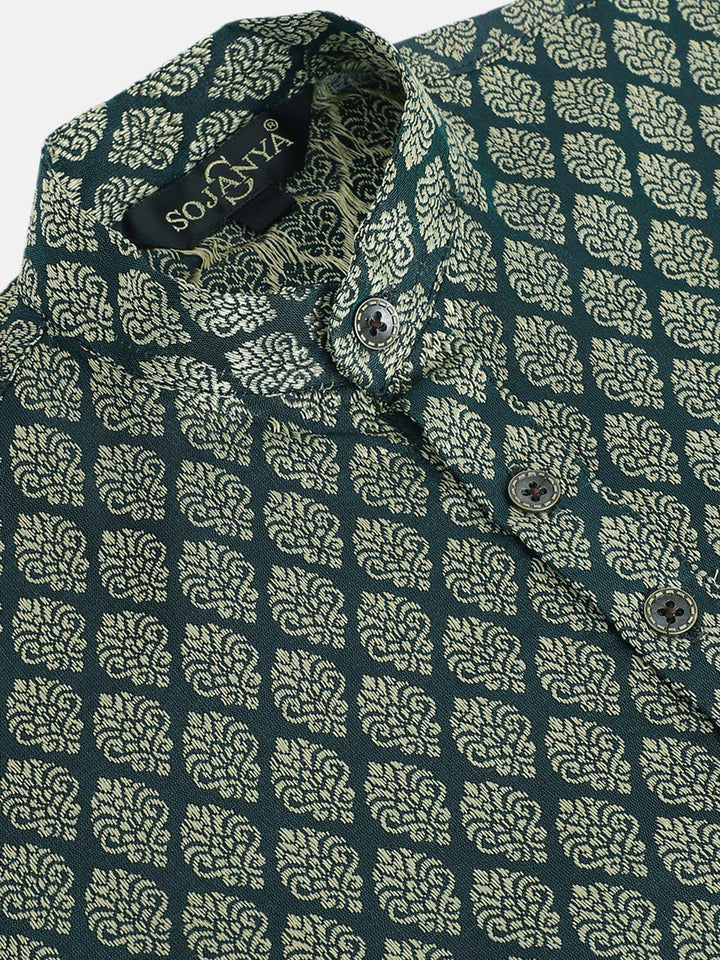 SOJANYA Kurta Lurus Bercorak Etnik Jacquard Hijau Tua & Emas